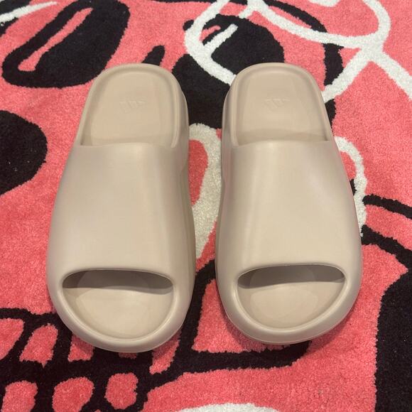 Yeezy Slide Pure (First Release) - Size 11 - Brand New - Picture 2 of 10